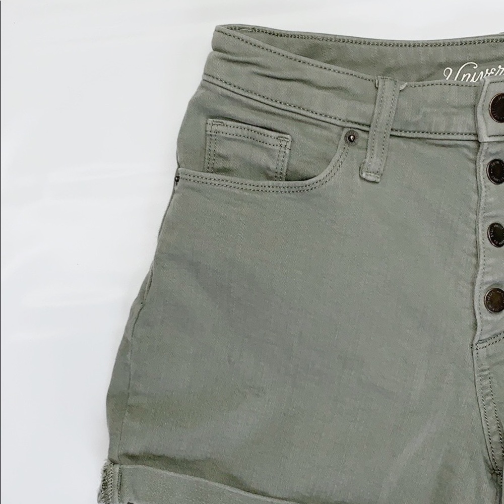 Universal Thread High Rise Button Fly shorts - Picture 2 of 7